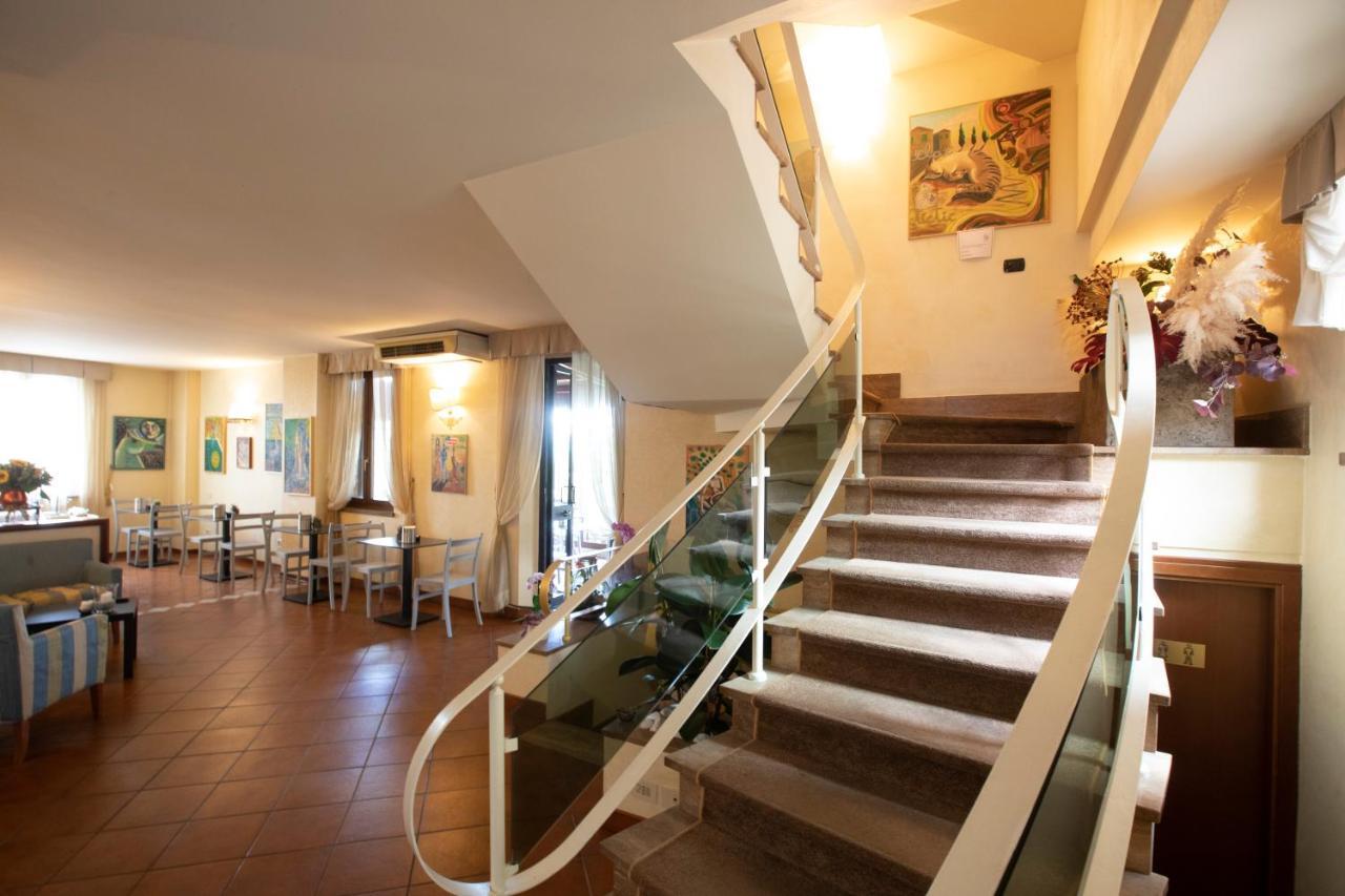 Hotel Arcobaleno 3*
