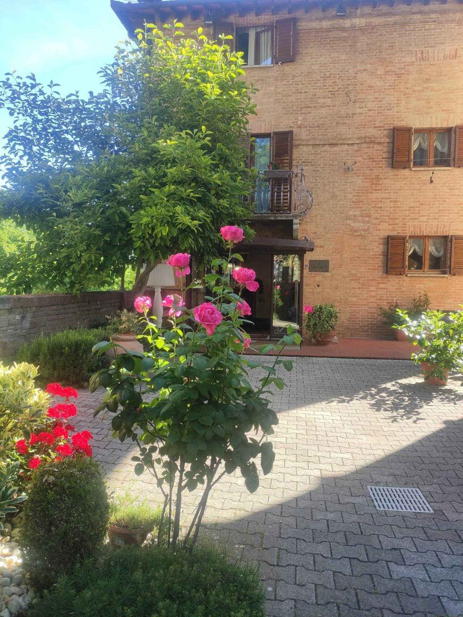 Arcobaleno Hotel 3*